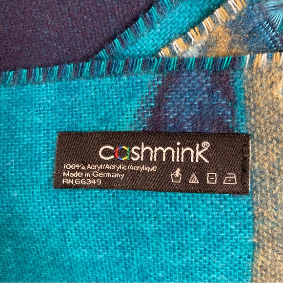 Soft winter scarf by FRAAS, Feel Cashmink, Blue, Turquoise, Gold - Picture 4 of 9